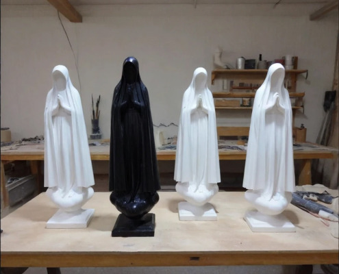 réplicas de imágenes religiosas